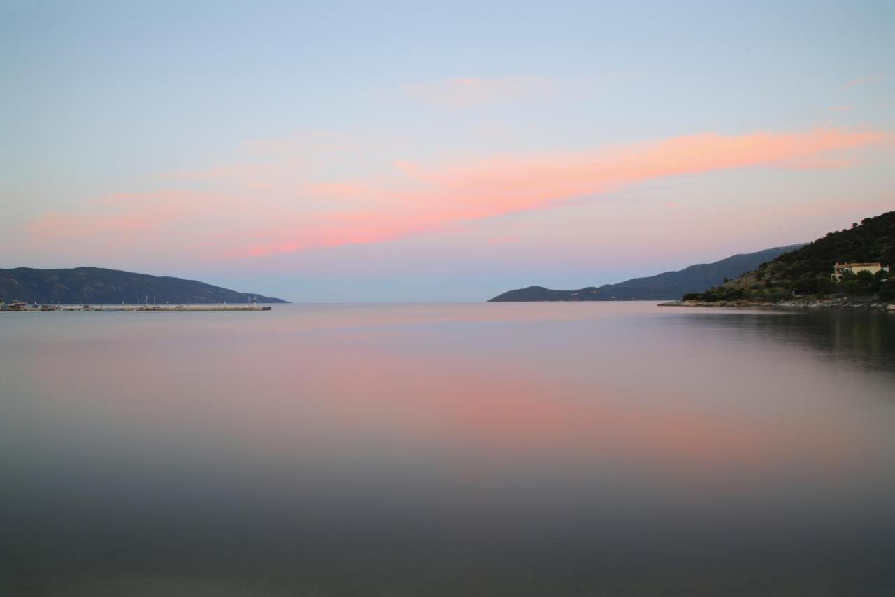Sunrise Bay Apts Agia Efimia Eksteriør bilde